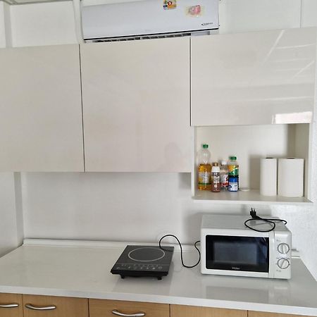 Live The Beachlife In Jomtien Beach Condo, Pattaya Exteriör bild