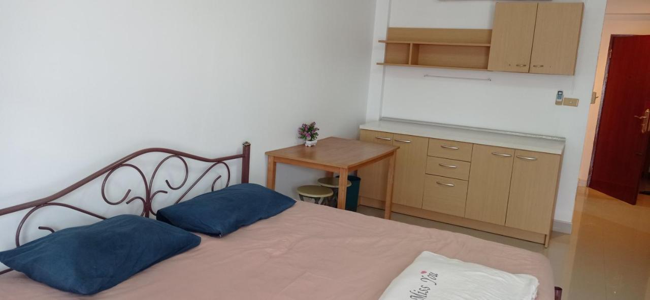 Live The Beachlife In Jomtien Beach Condo, Pattaya Exteriör bild
